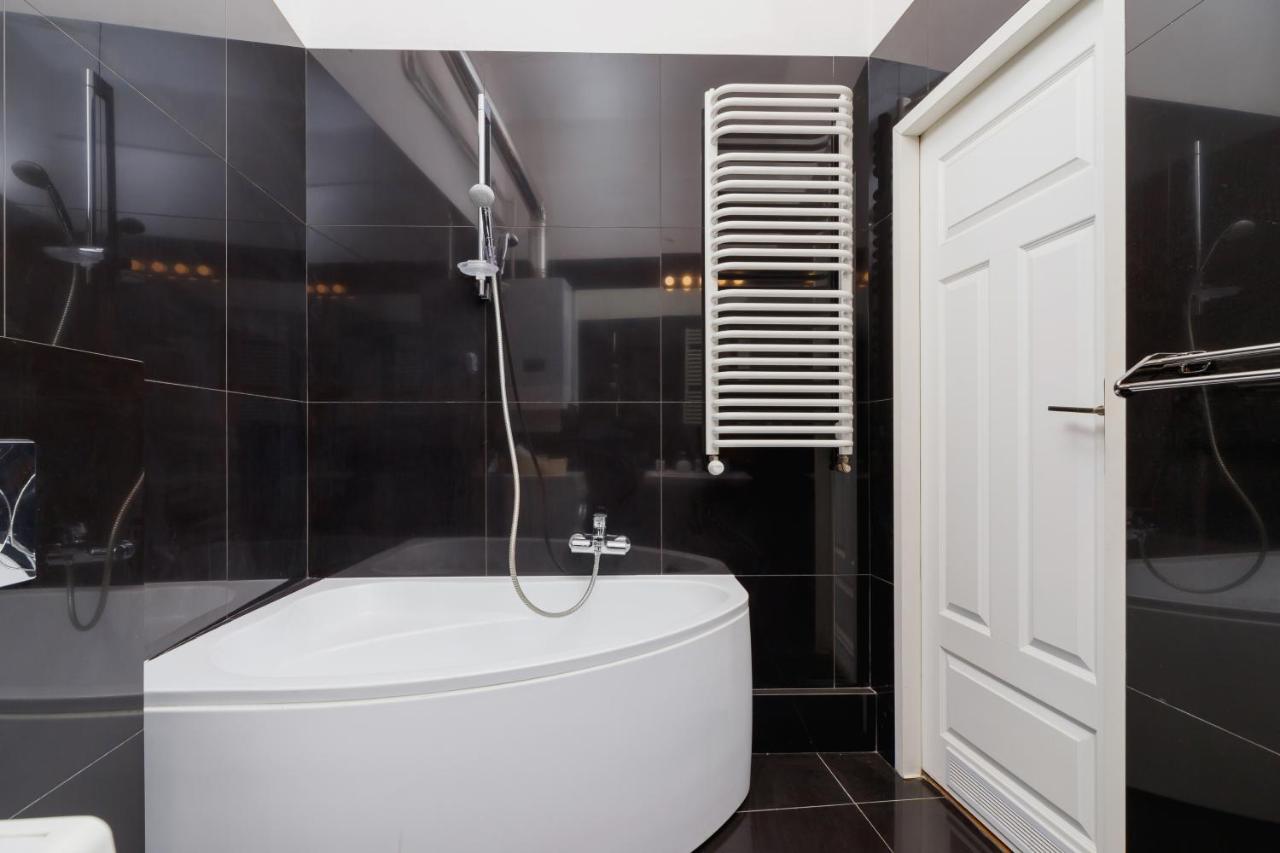 Apartment Pijarska Krakow By Noclegi Renters Dış mekan fotoğraf