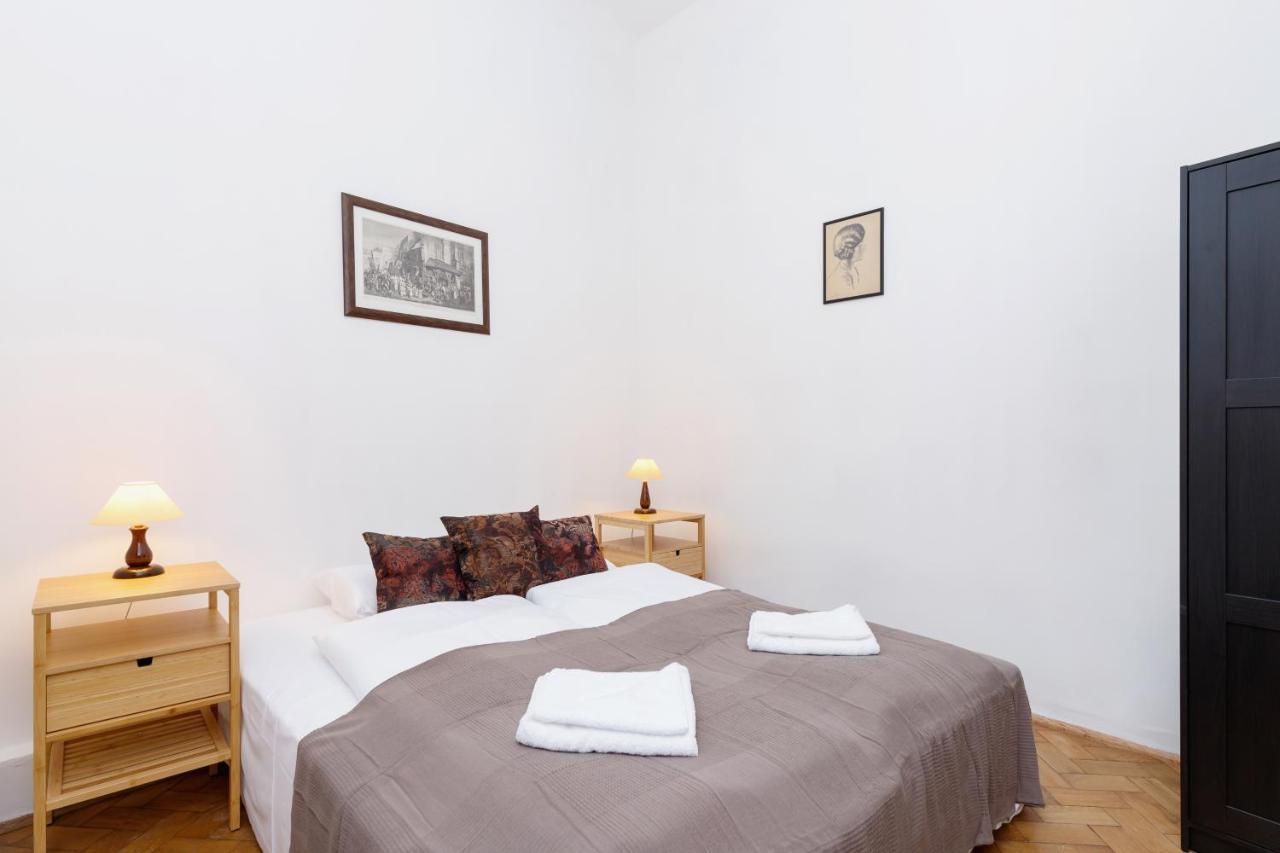 Apartment Pijarska Krakow By Noclegi Renters Dış mekan fotoğraf