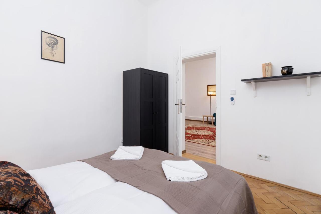 Apartment Pijarska Krakow By Noclegi Renters Dış mekan fotoğraf