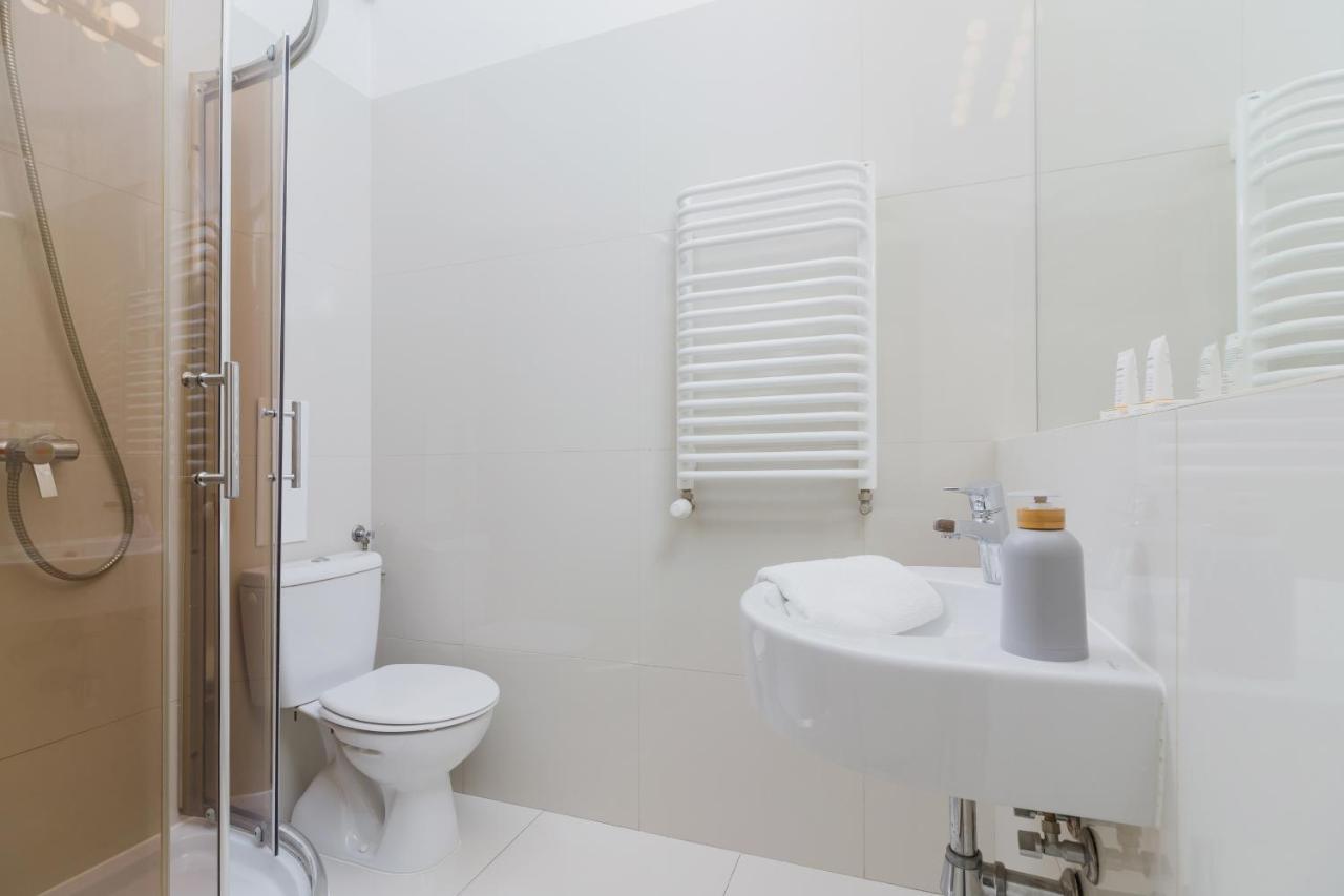 Apartment Pijarska Krakow By Noclegi Renters Dış mekan fotoğraf