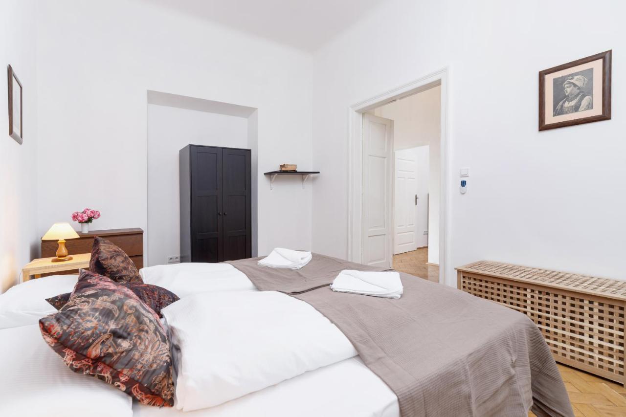 Apartment Pijarska Krakow By Noclegi Renters Dış mekan fotoğraf
